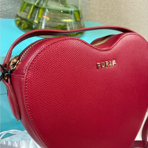 NWT Furla Cabernet Red Leather Lilli Heart Crossbody Bag - Retail $258 - Picture 3 of 10